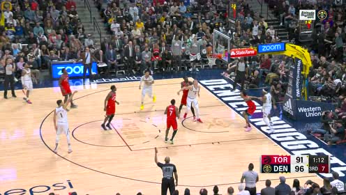 【NBA集锦】罚球线一步直接起飞 戴维斯快攻单臂滑翔暴扣