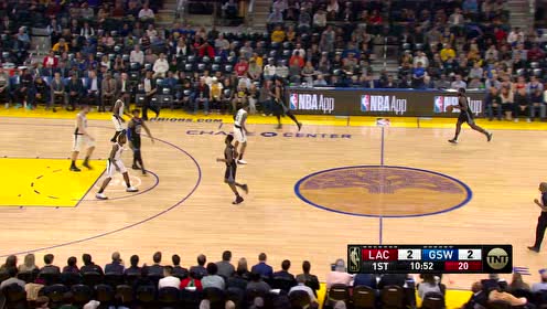 【NBA集锦】得分就是这么轻松 乔治三秒区急停翻身跳投稳稳命中