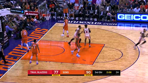 【NBA集锦】篮下就是他的地盘！怀特塞德跃起抢板暴扣打进