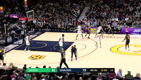 【NBA集锦】终于有运动战得分了！奥斯曼大空位出手三分一箭穿心