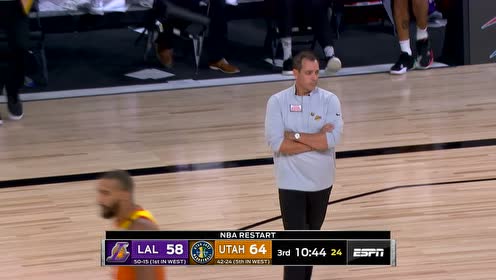 【NBA集锦】下半场刚开始就疯 米切尔空位三分瞬间打停湖人