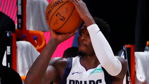 【NBA集锦】芬尼-史密斯vs雄鹿集锦 飙中6记三分得到27分11篮板