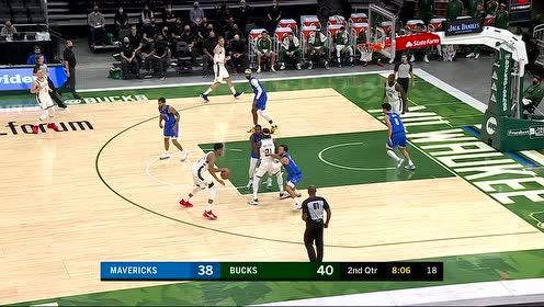 【NBA集锦】非常规武器！字母哥中距离跳投手拿把攥