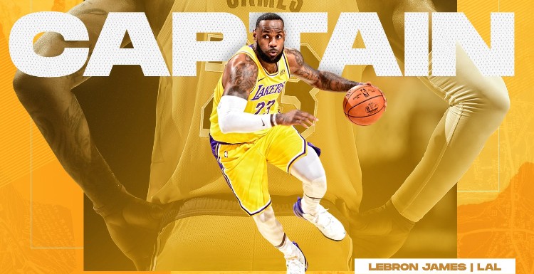 詹姆斯连续几次全明星票王