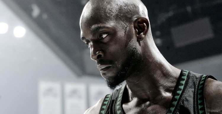 加内特单场最高助攻是多少