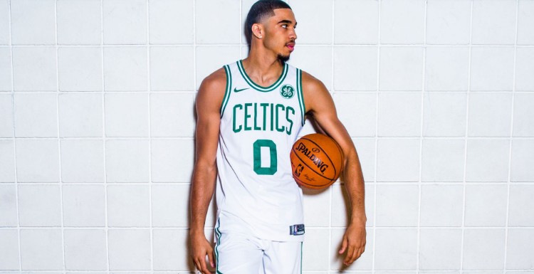 塔图姆球衣几号