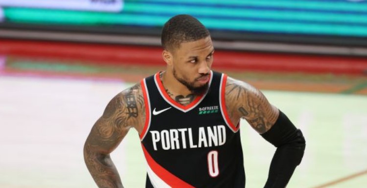 利拉德48分哪场比赛