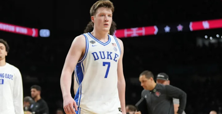 康-克努佩尔身高如何