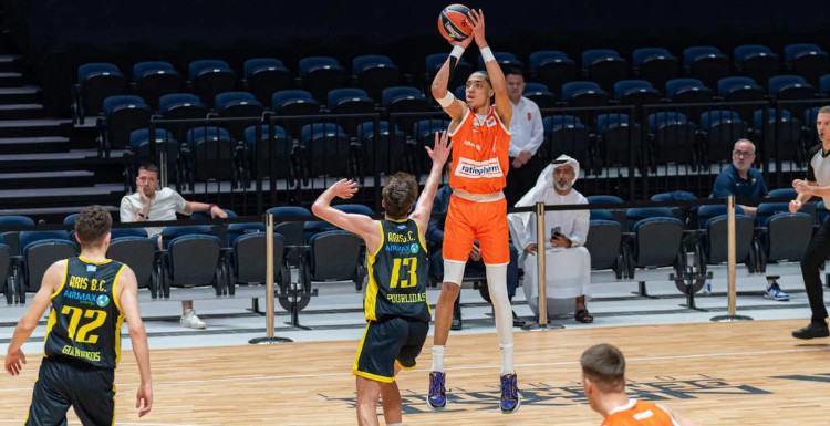 诺亚-埃森格身高是多少