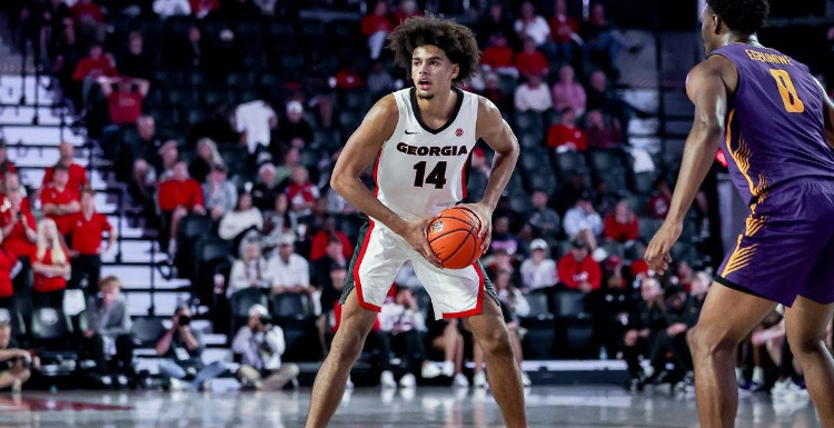 阿萨-纽厄尔选秀模板是谁