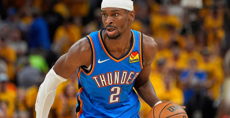 亚历山大球衣多少号