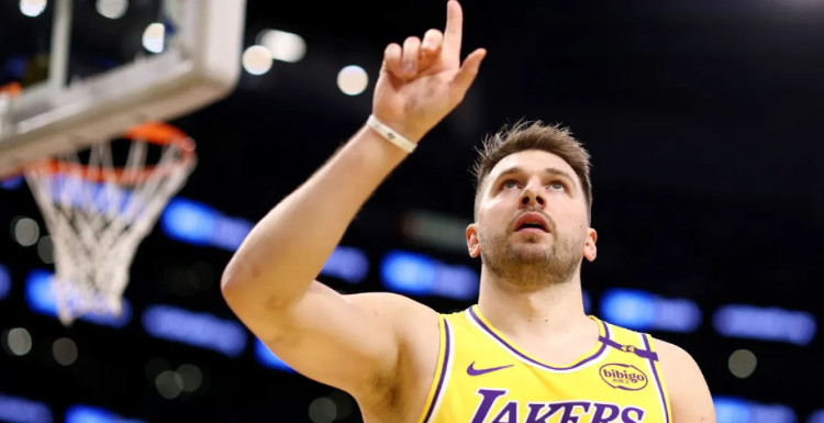 东契奇生涯总得分是多少