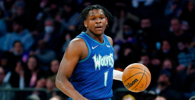 爱德华兹单场最高篮板多少个