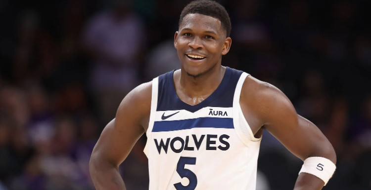 爱德华兹与詹姆斯交手记录怎么样