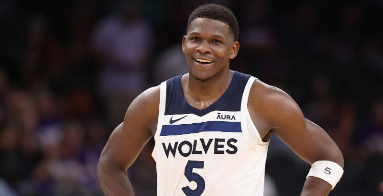 爱德华兹场均数据怎么样